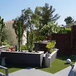 Superbe Villa Contemporaine Vue Mer Dans Residence Avec Piscine Et Tennis